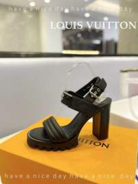 Picture of Louis Vuitton Shoes _SKULVsz35-429cmmnf034913568